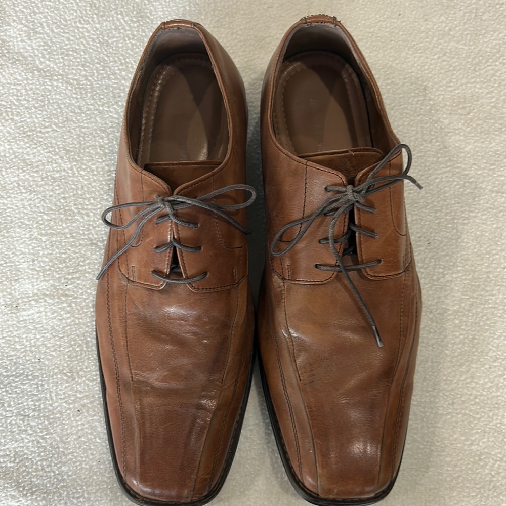 Johnston & Murphy Tan Italian Leather. Size 11.5
